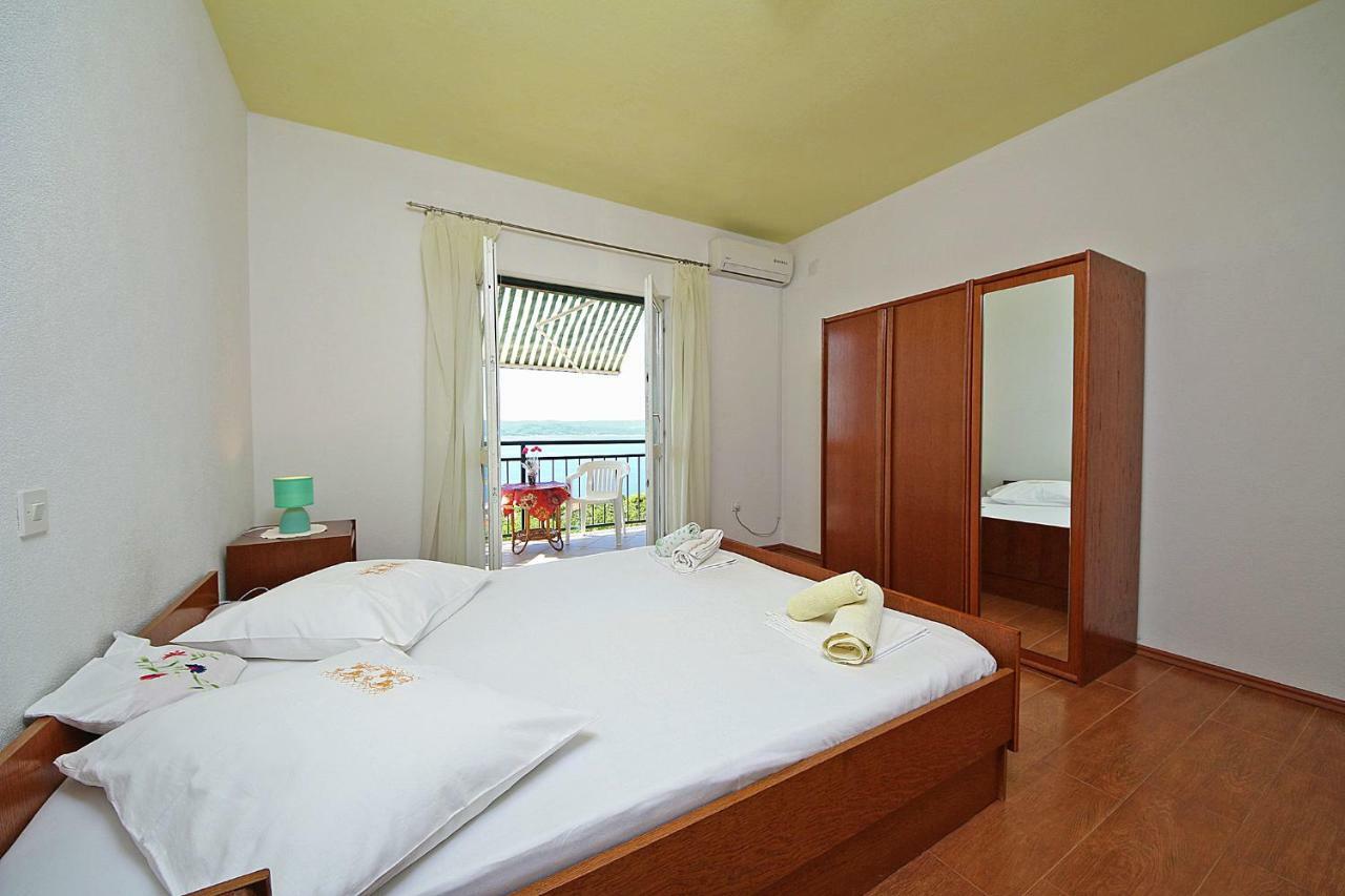 Apartmani Jurica I Ankica Brela Exterior photo